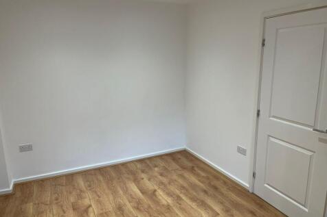 Faversham Way, Rock Ferry, Wirral photo 4