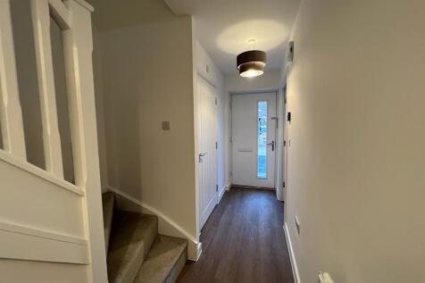 Andover 4 bed  (11).jpg