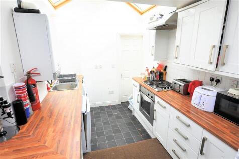 6 Bedroom Flat in NE2 3DJ