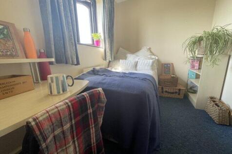 hunton-gardens-ct2-7tt-931725