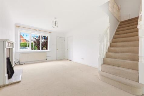 Sitting &amp; Dining Room