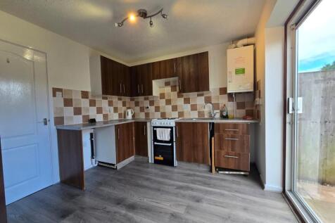 Hodnet Drive, Pensnett, Stourbridge photo 5