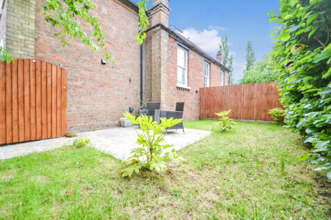 Rear Garden Blue ...