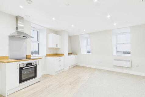 Luxury New-Build Two Bedroom Apartment in Hull Ci