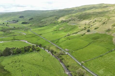 LOT 1 - Land at Littondale (360 acres)_0038.jpg