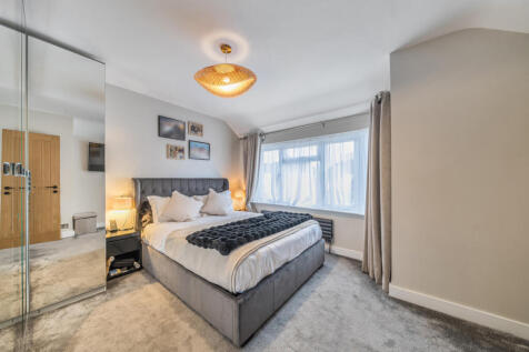 1381213-4-69130a9...