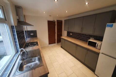 Kitchen (2)