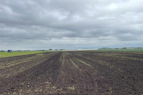 Land At Mere Farm