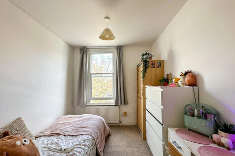 Room 4 (2)