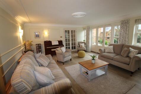 Orchard Road, Butlers Yard, Baldock, SG7 5AG photo 4