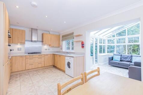 80 Reliance Kitchen