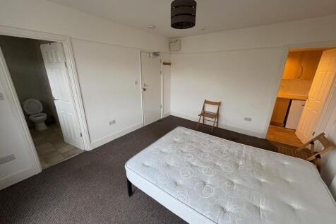 Argyle Road, West Ealing, Ealing photo 2