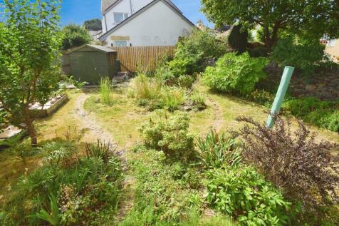 8dac82d3-Garden 2...