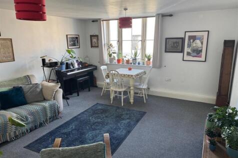 61 Cinque Ports Street, Rye photo 5