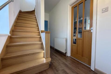 28th Avenue, HULL, HU6 9QF photo 3