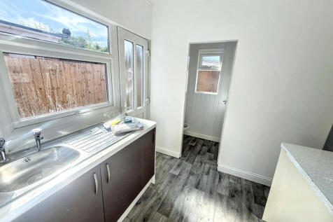 Gladesfield Road, Norton, Stockton-on-Tees, Durham, TS20 2HS photo 5