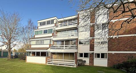 COMMUNAL GROUNDS, PARKING &amp; GARAGE