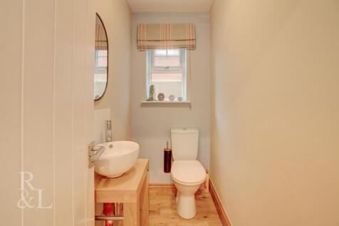 8A Edwald Road (15).jpg