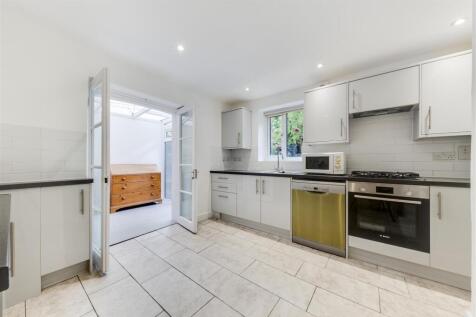 166 Shirland Road-12.jpg