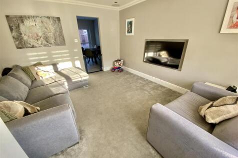 Bramleys Estate Agents - Wellhouse Close - Mirfiel