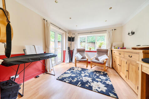 1377014-9-690ca01...