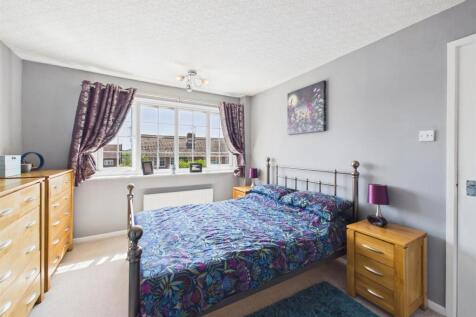 Bedroom: