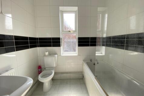 Dimsdale Parade East, Newcastle-under-Lyme, ST5 photo 3