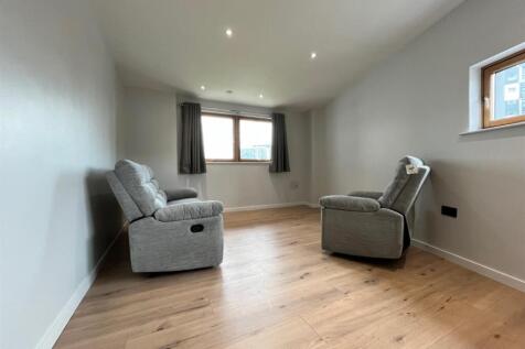 Marsh Lane, Leeds photo 4