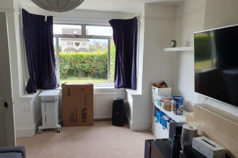 Bath Road, Thatcham, Berkshire photo 4