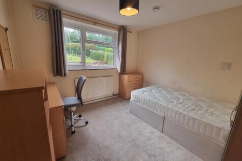 14 St Margarets Road, Leamington Spa photo 3
