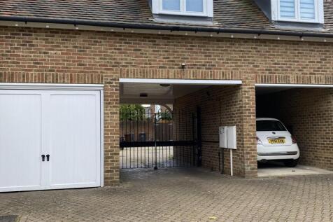 Gated Garage &amp; Car Port