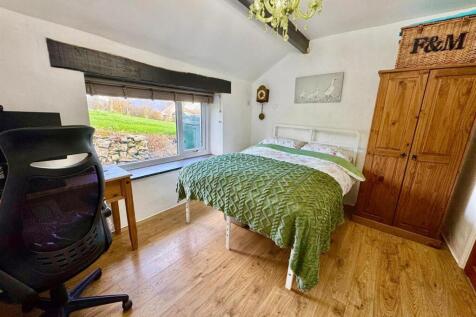 PHOTO-2025-11-06-09-06-19 (27).jpg