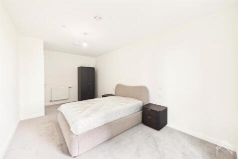 Damselfly Heights, 4 Teal Road | London photo 4