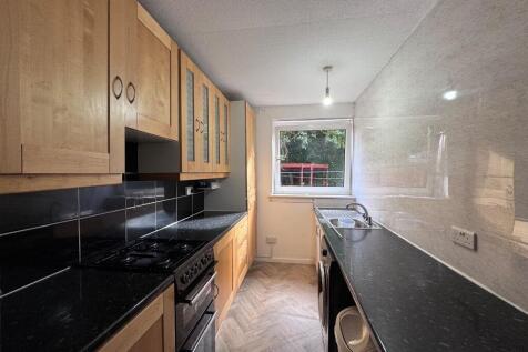 P2637 Archerhill Road, Knightswood, G13 photo 4