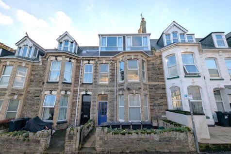 Edgcumbe Avenue