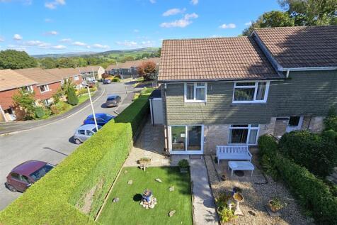 Tavistock, PL19 - property photo