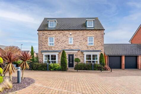 6 Dunsmore Avenue-2.jpg