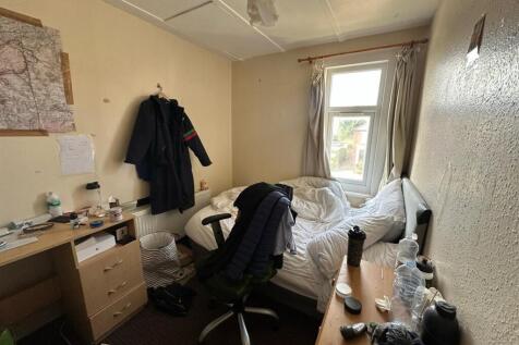 WhatsApp Image 2025-03-05 at 11.33.21 AM (1).jpeg