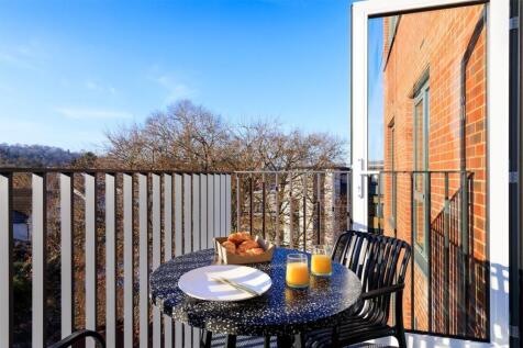 Balcony = Example