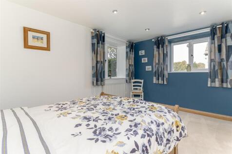 Master Bedroom - A.jpg