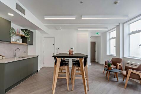 8705242-interior18-800.jpg