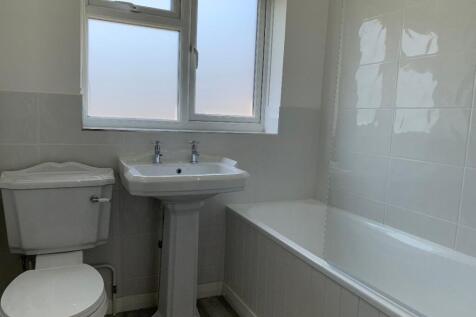 Winterswyk Avenue, Canvey Island photo 5