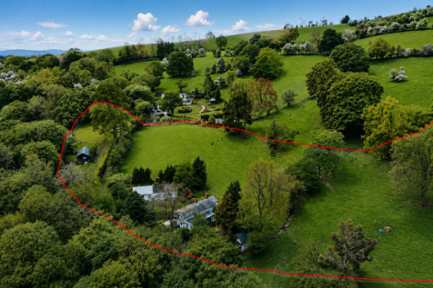 Red line for Pen y Parc.png