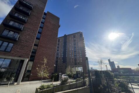 2-bed flat on Block A Wilburn Basin, Ordsall Lane, Salford, Lancashire, M5, £1,350/mo
