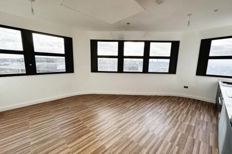 Waterside House photo 5