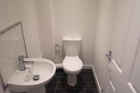 Cloakroom/wc