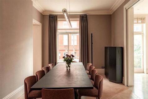 Cornwall Mansions, 33 Kensington Court, Kensington, London, W8 photo 4