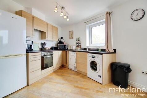 Open Plan Kitchen &amp; Living