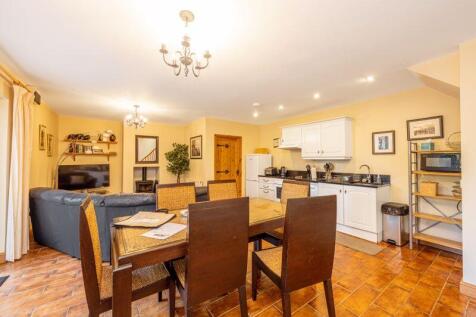 Ballacain, Little Mill Road