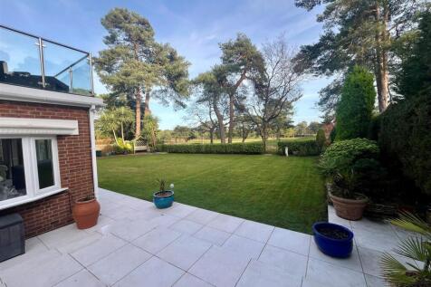 garden 1.jpg